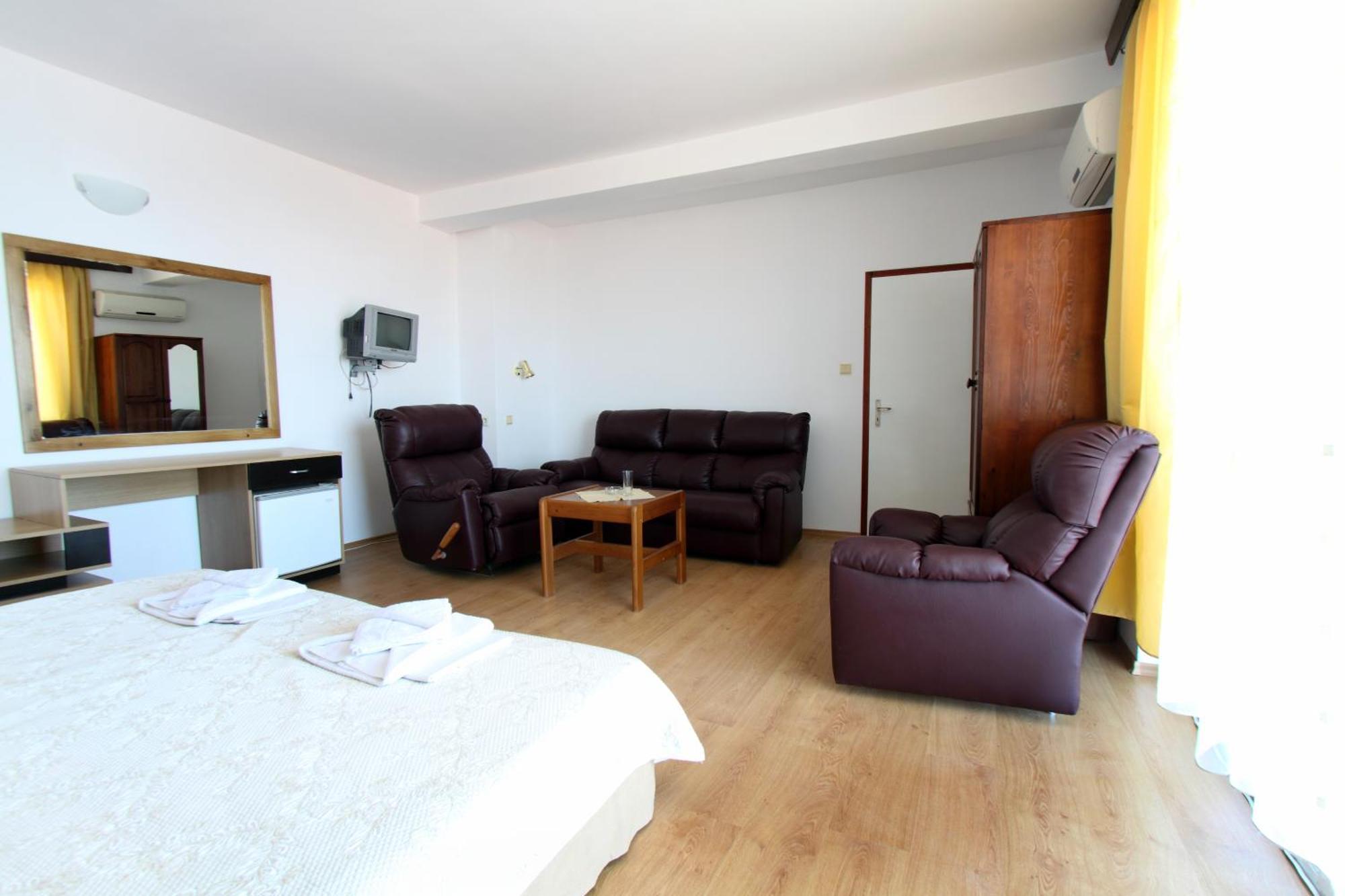 Family Hotel Verona Szozopol Kültér fotó