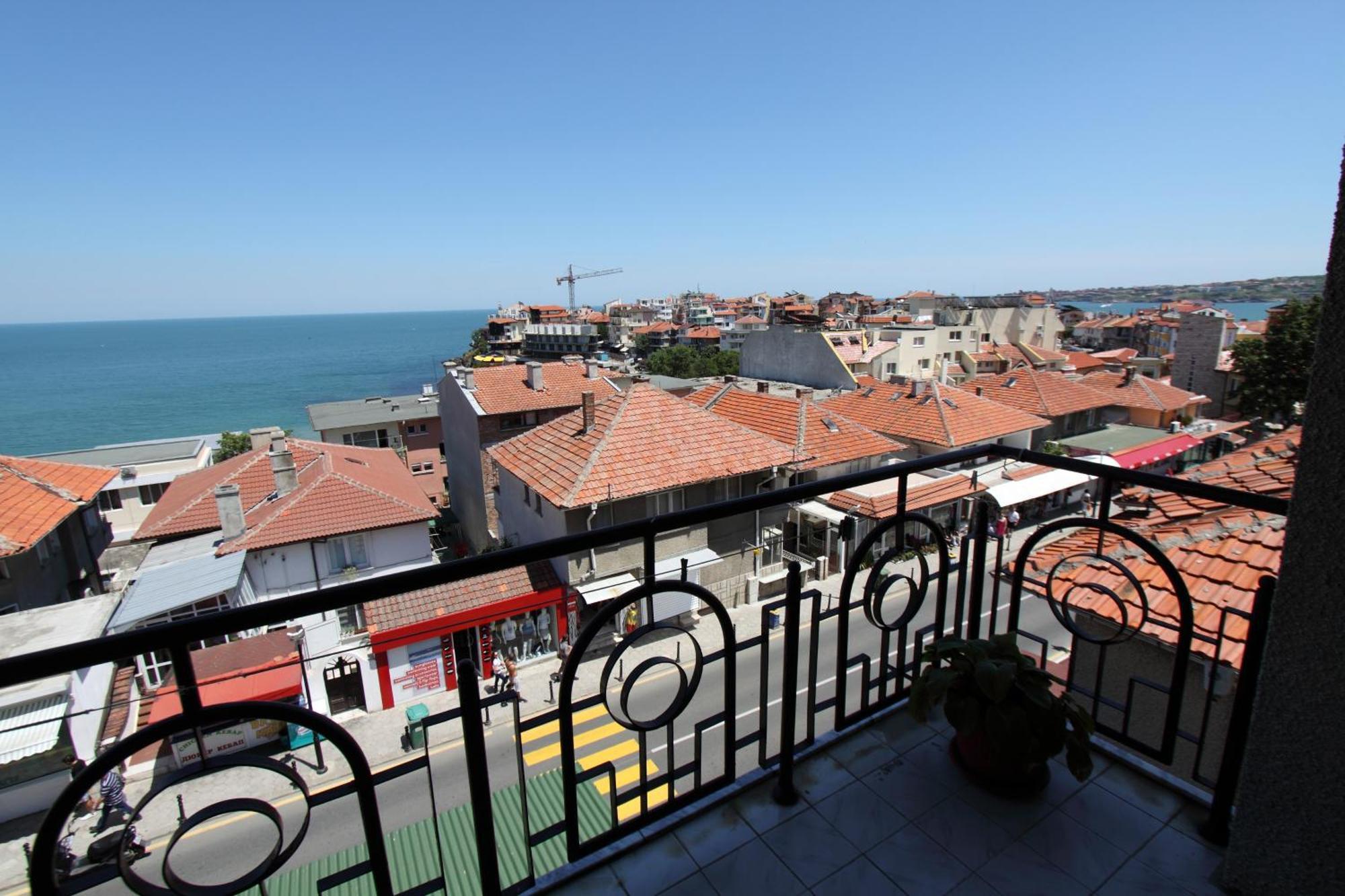 Family Hotel Verona Szozopol Kültér fotó