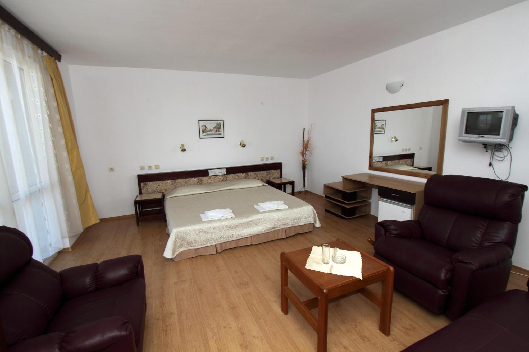 Family Hotel Verona Szozopol Kültér fotó