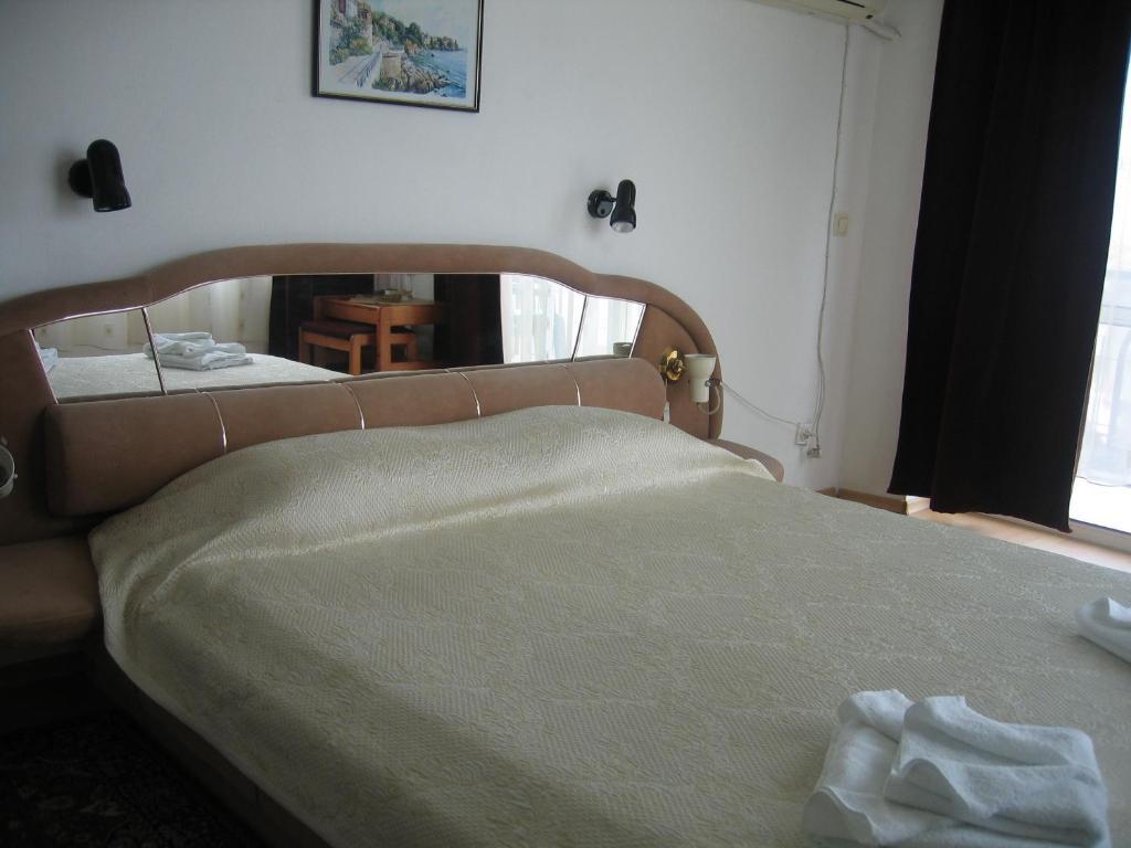 Family Hotel Verona Szozopol Kültér fotó
