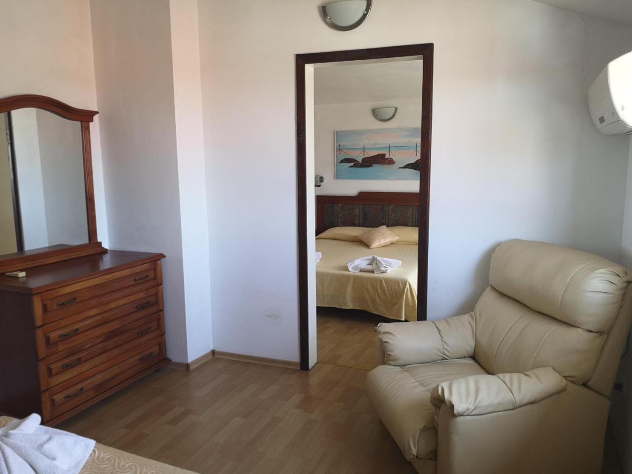 Family Hotel Verona Szozopol Kültér fotó