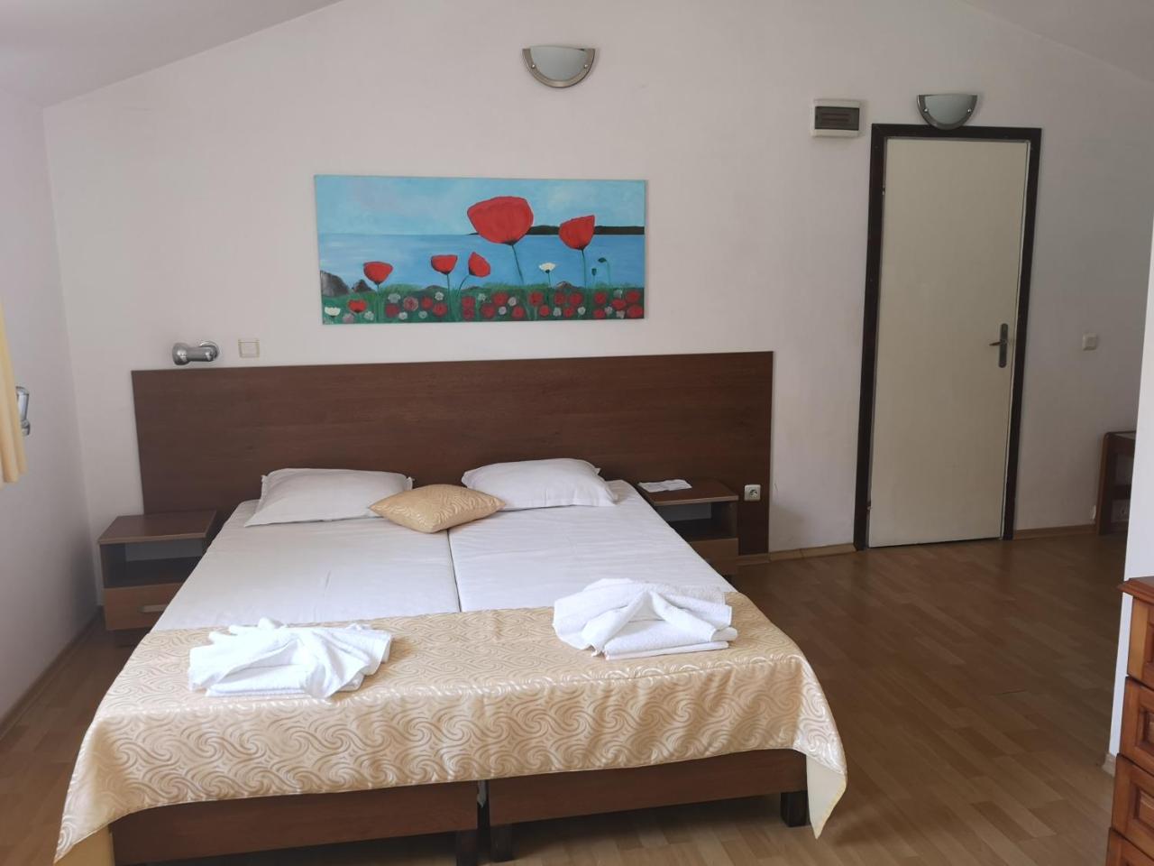 Family Hotel Verona Szozopol Kültér fotó