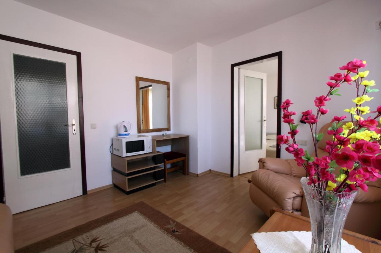 Family Hotel Verona Szozopol Kültér fotó
